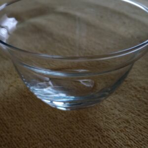 Kelkvormig glazen potje